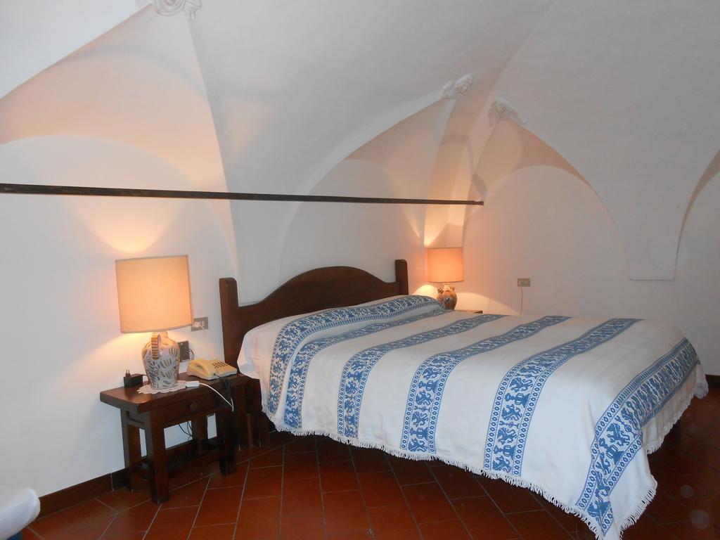 Lo Spedalicchio Hotel Bastia Umbra Buitenkant foto